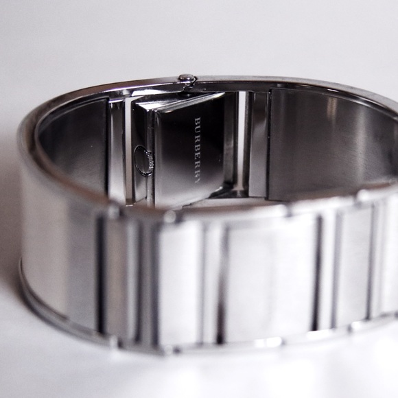 Burberry Watch - Picture 3 of 4